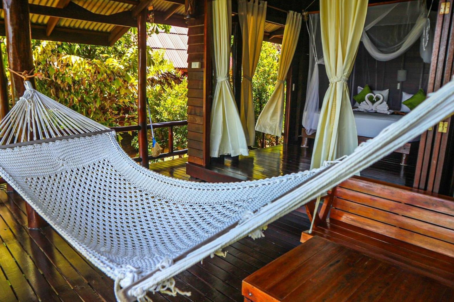 Hillhouse - Koh Yao Noi Bed & Breakfast Eksteriør bilde