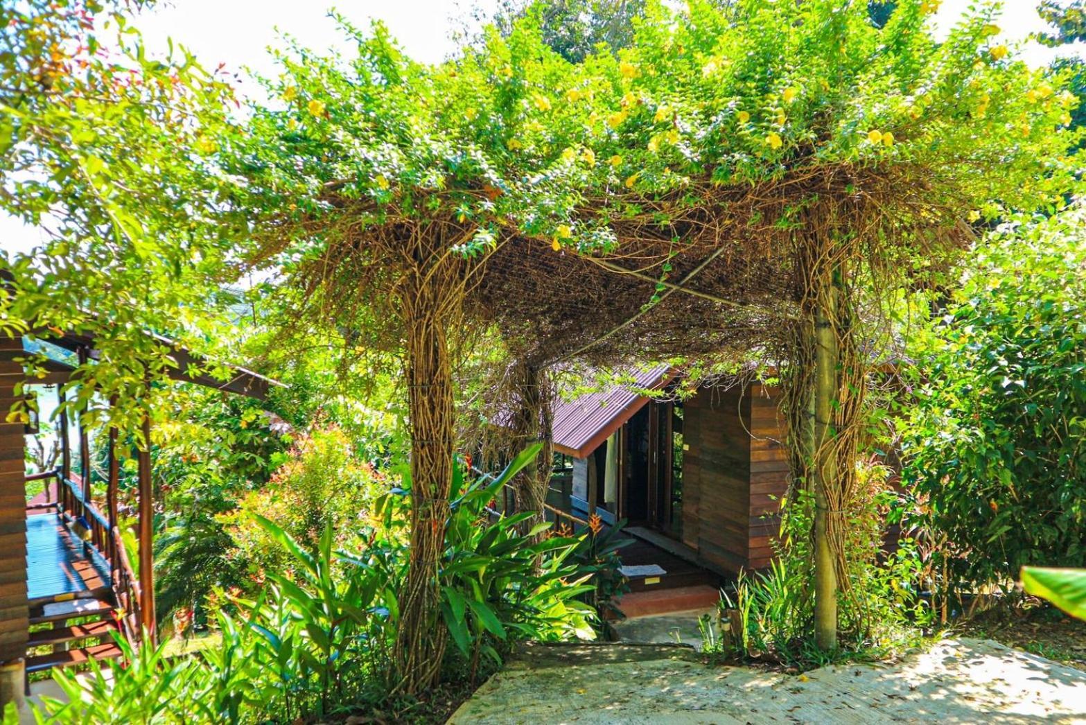 Hillhouse - Koh Yao Noi Bed & Breakfast Eksteriør bilde