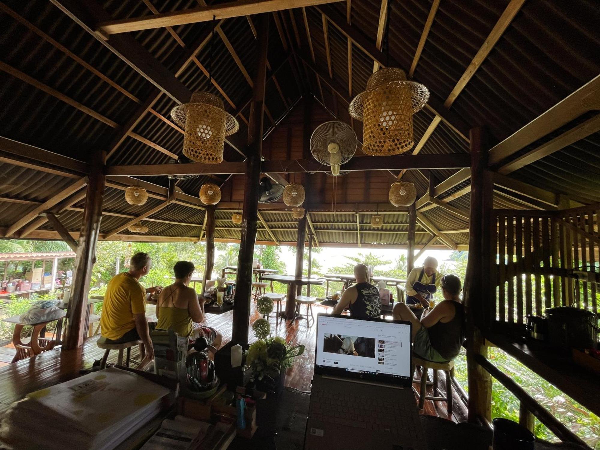 Hillhouse - Koh Yao Noi Bed & Breakfast Eksteriør bilde